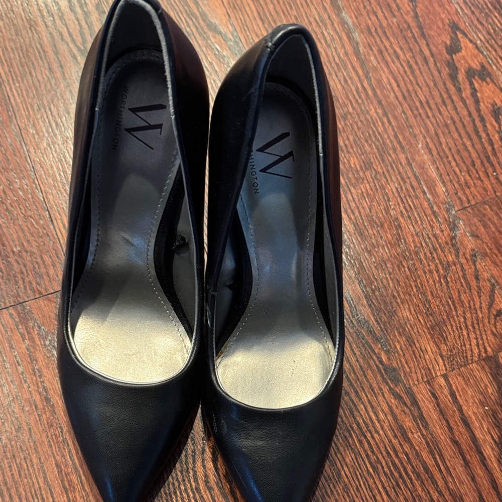 Worthington Classic Black Heels